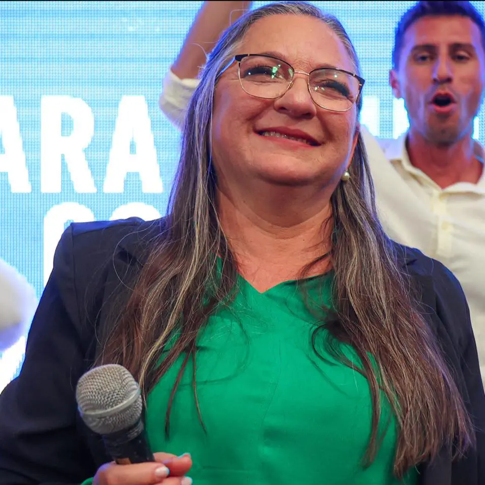Rozane Osaki foi para as redes sociais celebrar vitória na Justiça Eleitoral