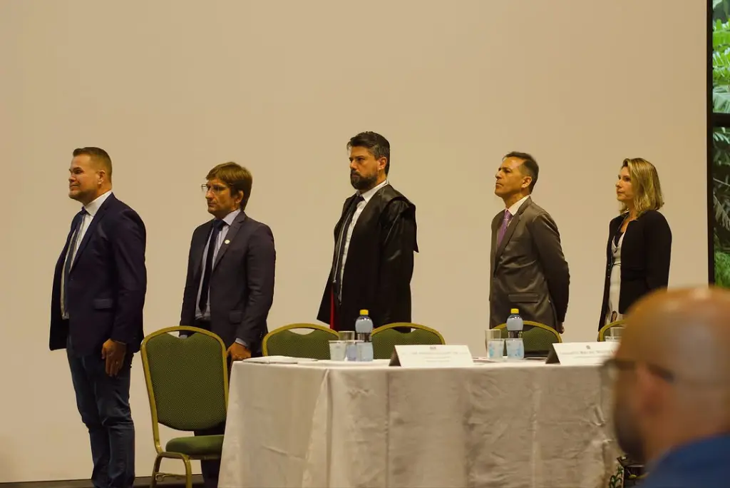 FOTO 2 – DIPLOMAÇÃO PGUÁ