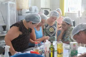 Empreendedoras de Pontal do Paraná participaram de aulas presenciais e práticas.