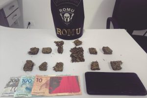 Apreensão de drogas da Romu no Centro Histórico