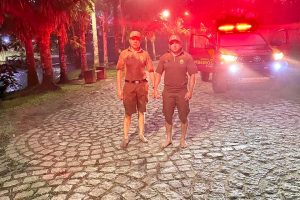 Policiais militares resgate homem em Morretes