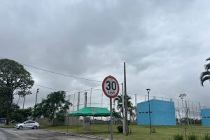 TEMPO NUBLADO PARANAGUA