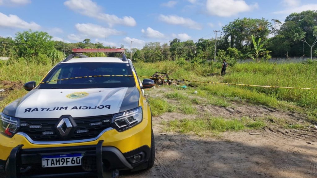 Corpo carbonizado encontrado no Jardim Paraná