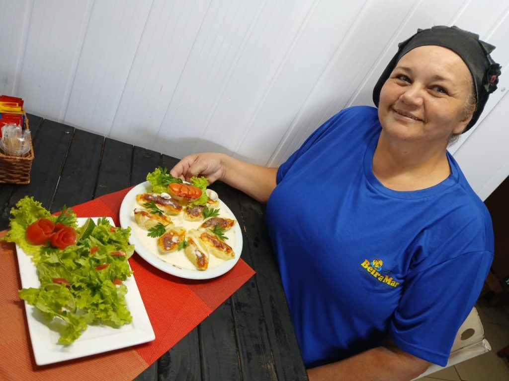 Em Pontal há menos de um ano e apostando em seus sonhos, Cristina Ferreira comemora o sucesso do Conchiglione com carne de caranguejo. Foto: Divulgação