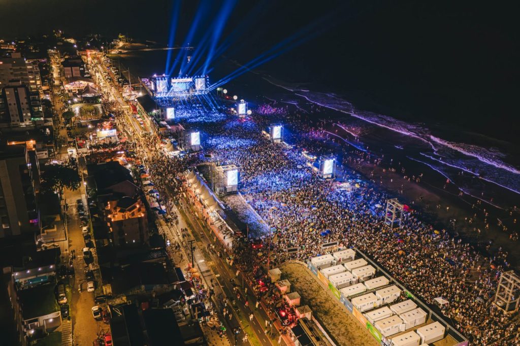 verão maior publico foto SECOM