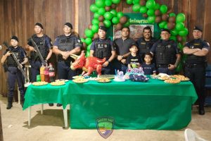 ANIVERSARIANTE VISITA GUARDA PARANAGUÁ (6)
