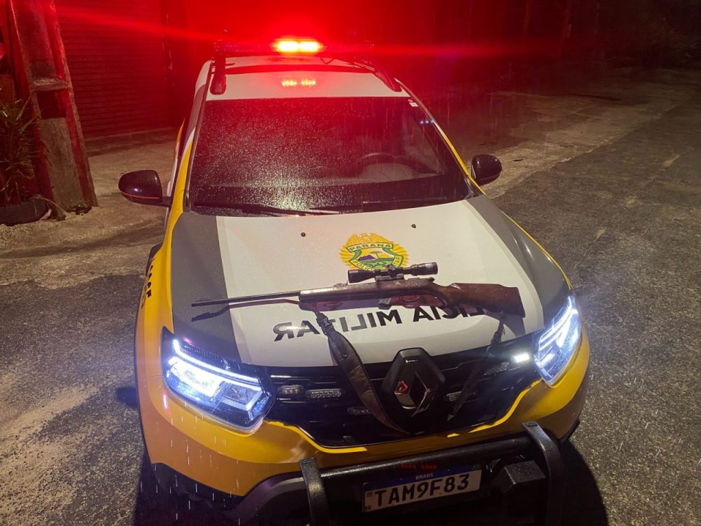Apreensão de espingarda viatura Matinhos noite