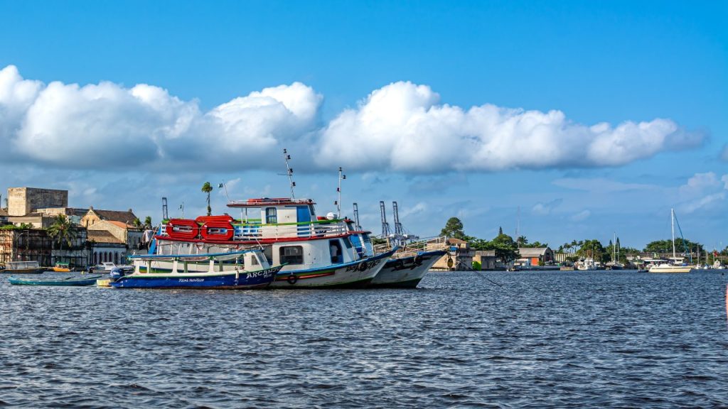 Barco Paranagua – Foto Moyés ZanardoSecom