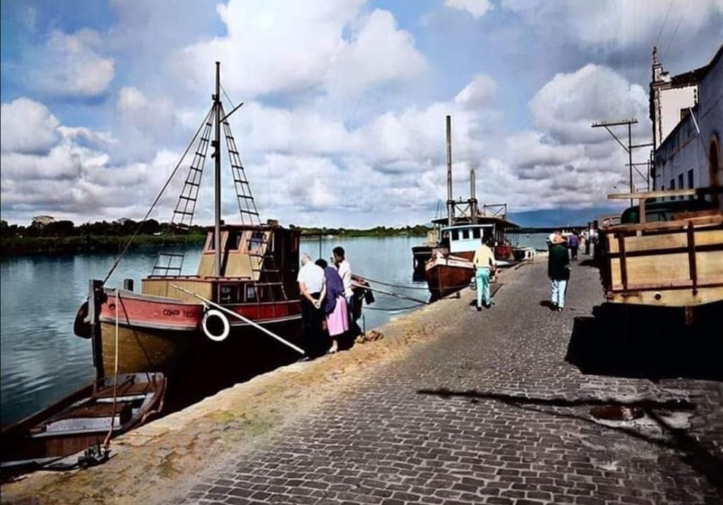 Família Fernandes fez história no Porto de Paranaguá com atuação na praticagem que passou de pai para filho.