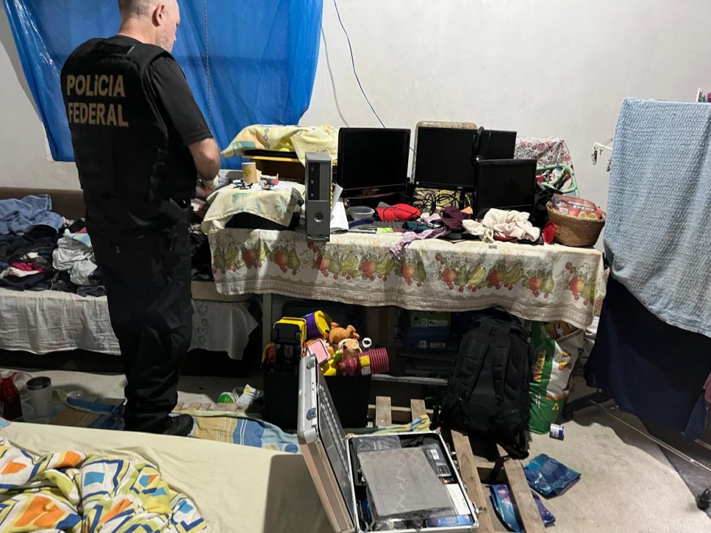Operação da PF contra abuso de crianças e adolescentes