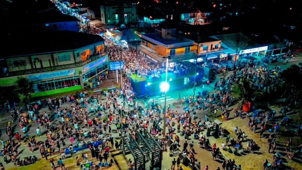 PONTAL DO PARANA – Caue Mendes