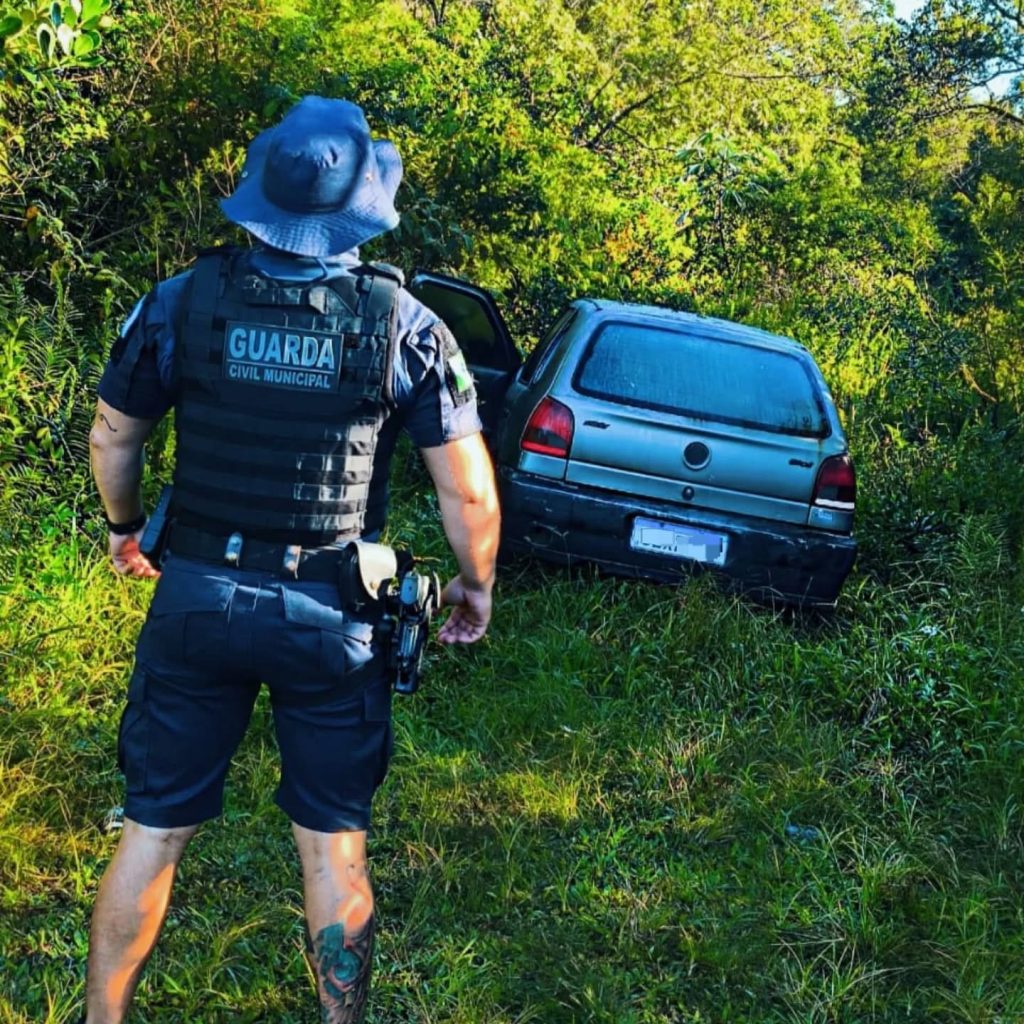 Veículos recuperados pela GCM em Pontal do Paraná 11
