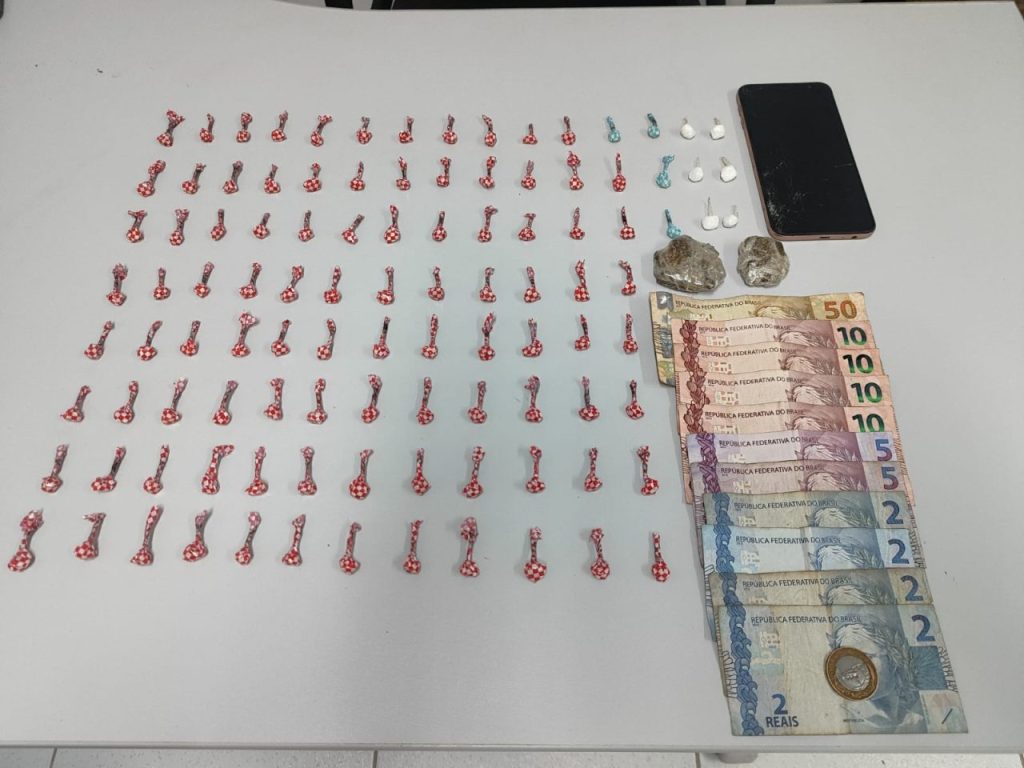 Tráfico de drogas, apreensão PM