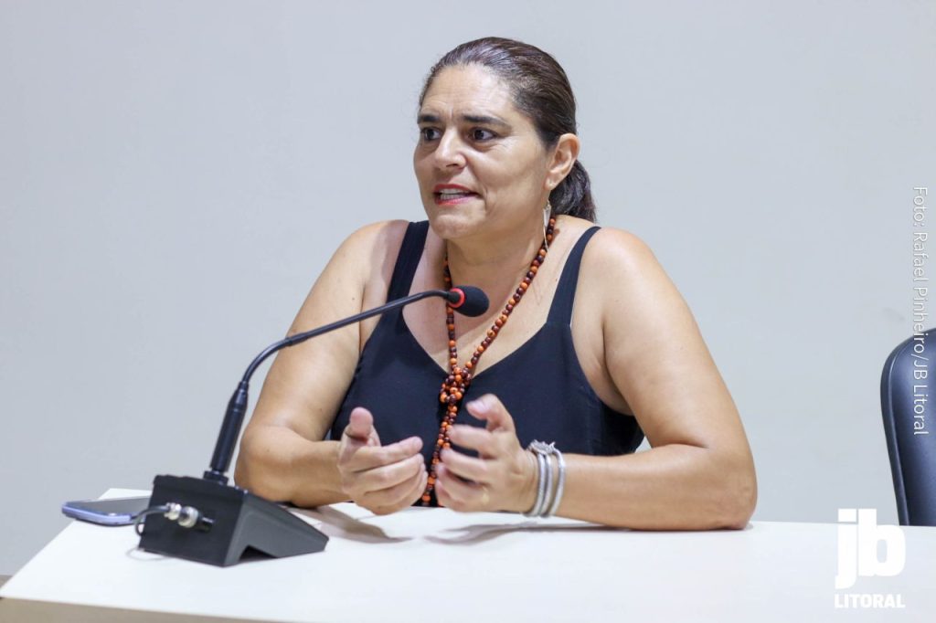 Vereadora Samira da Saúde (PSD) cobra urgência por passarelas e critica prazo da EPR: “Inaceitável”. Foto: Rafael Pinheiro/JB Litoral