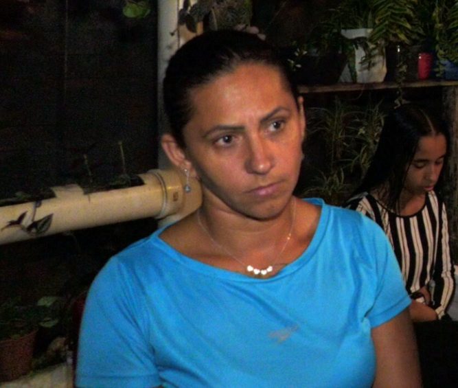 Josiane do Amaral de Souza, mãe do jovem, registrou um Boletim de Ocorrência após a divulgação de um áudio em que é xingada pelo vereador André Montemezzo. Foto: Rádio Litorânea