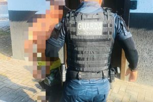 GMC prende suspeito de agredir idoso em Pontal do Paraná