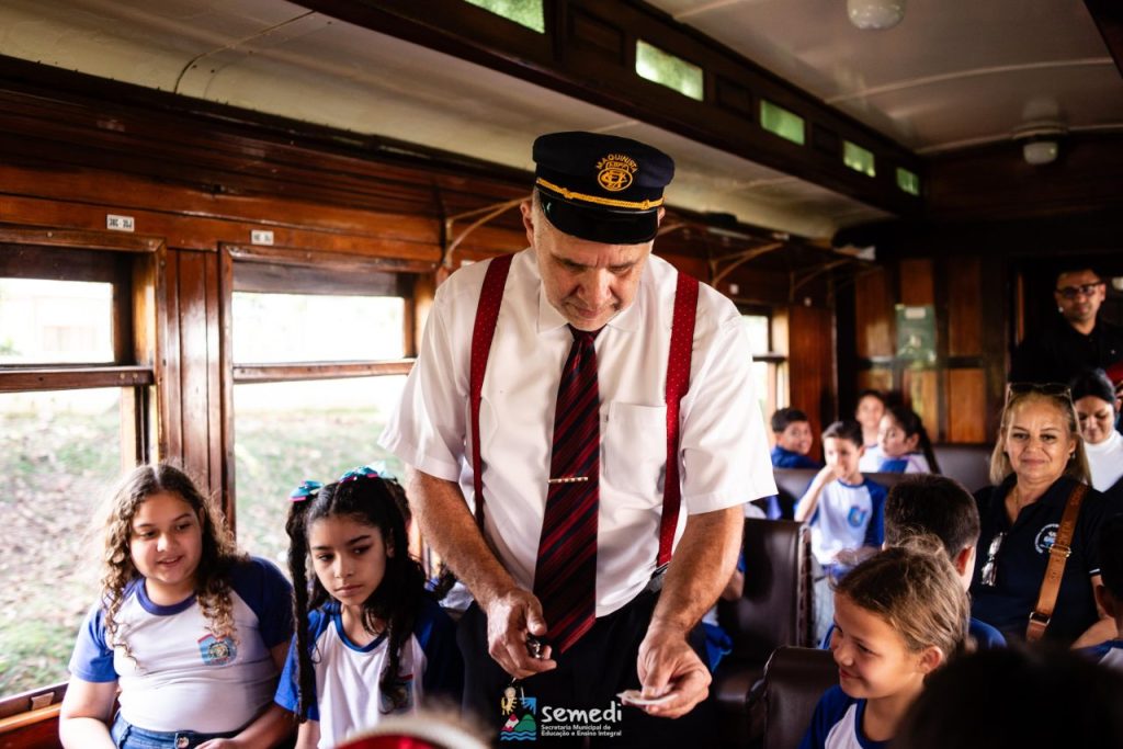 PASSEIO DE TREM ESCOLA PARANAGUA – FOTO FLAVIANE KUBA (2)
