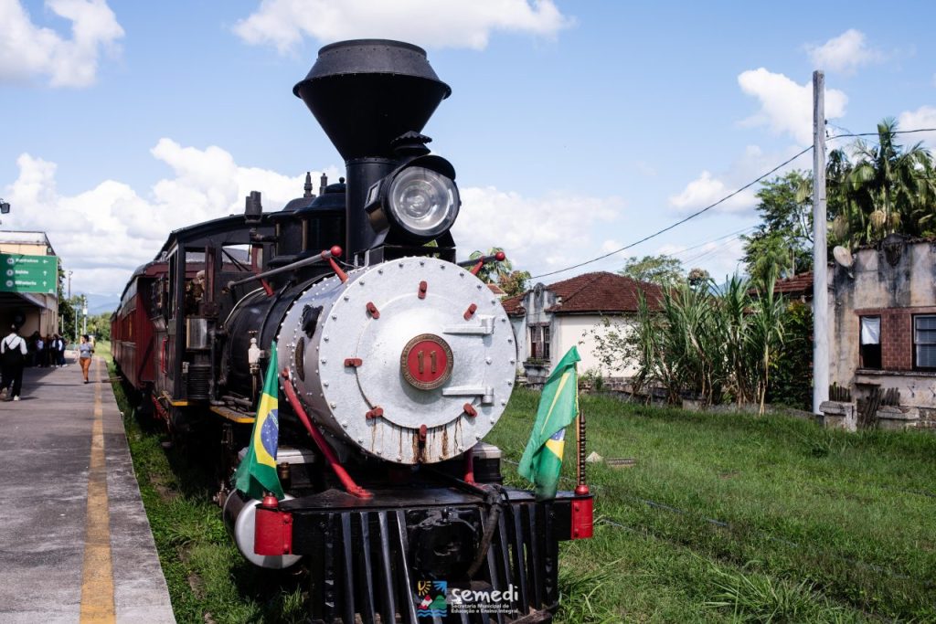 PASSEIO DE TREM ESCOLA PARANAGUA – FOTO SEMEDI (4)