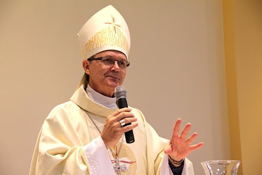 b37255e6-dom-bruno