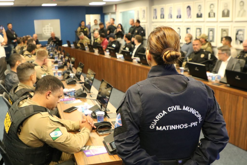02.06.25 REUNIÃO CIDADE SEGURA CORONEL HUDSON PARANAGUÁ (34)