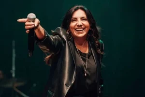 Cantora-Eyshila-Reproducao