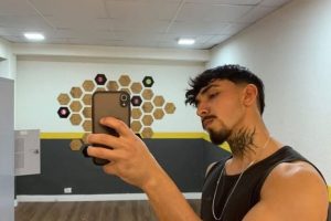 O pedreiro Nathan de Siqueira Menezes foi condenado à pena mínima por estupro. Foto: Redes Sociais