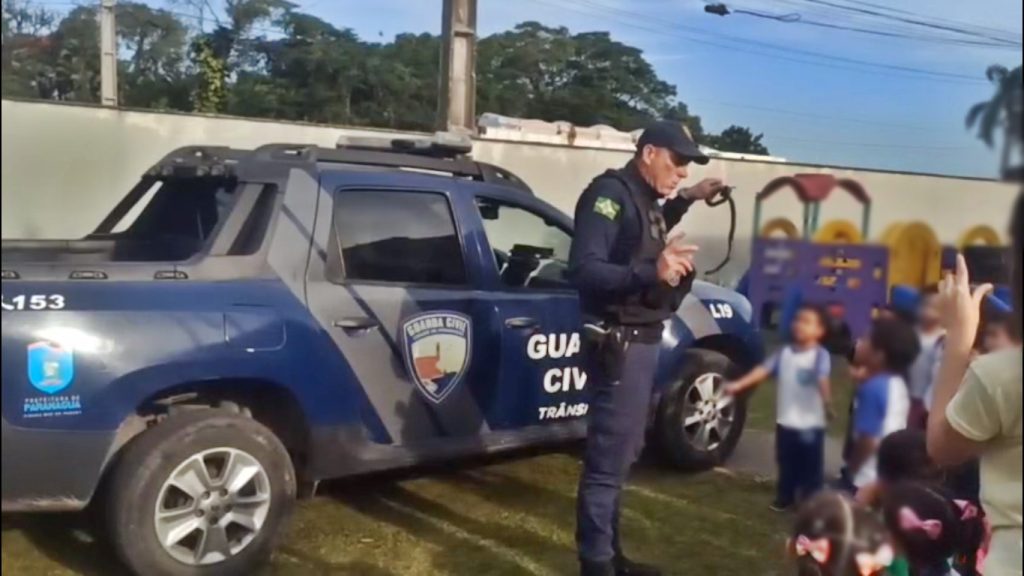 Guarda Civil Municipal resgata serpente em escola de paranaguá