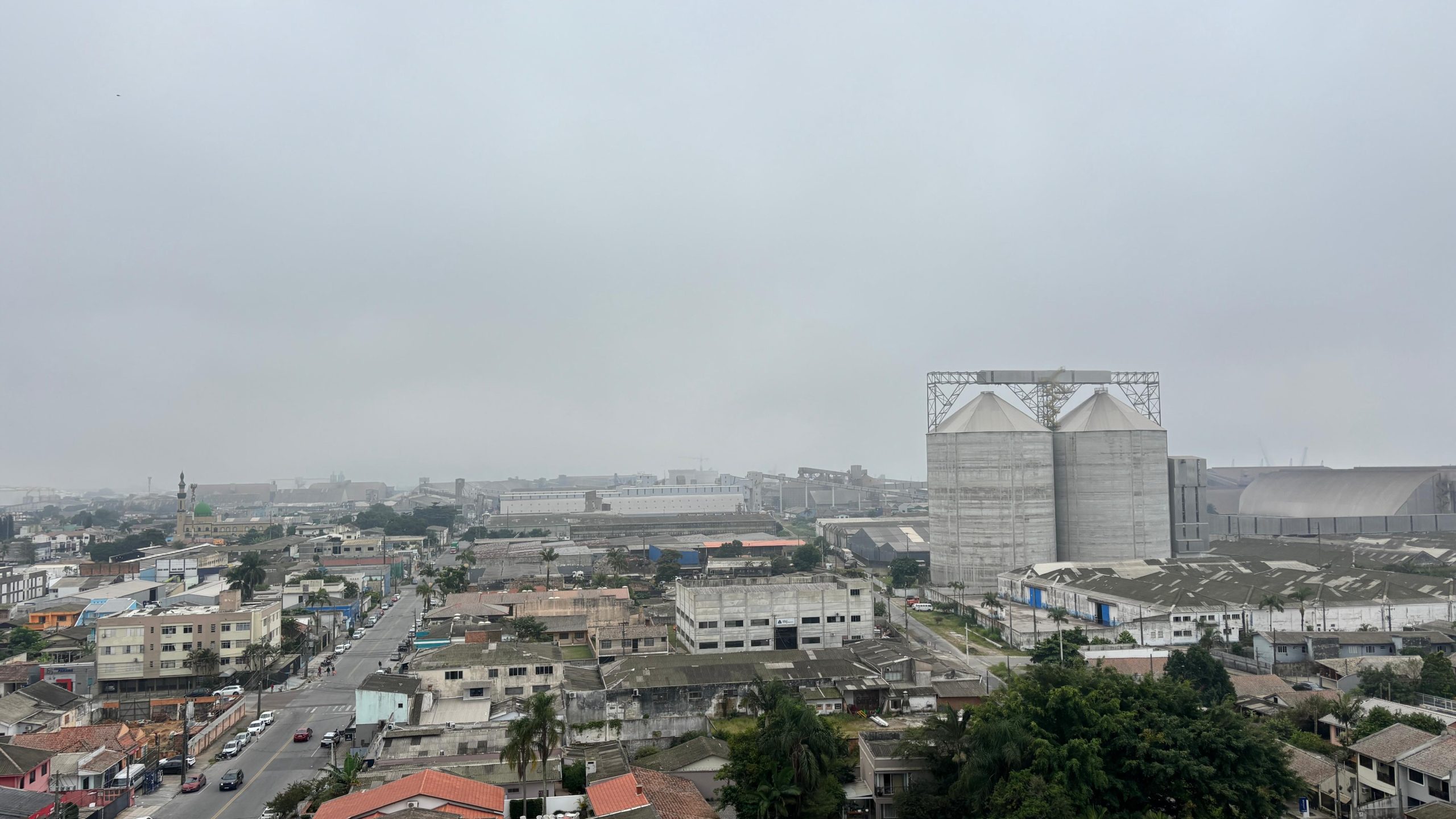 NUBLADO – FRIO – LITORAL