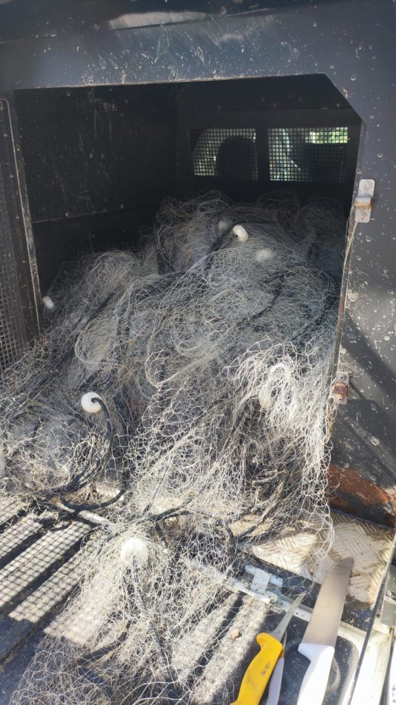 Polícia Ambiental apreende outra rede de pesca em Guaratuba (7)