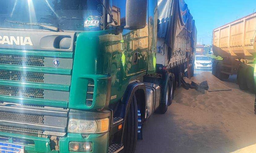 Acidente de trãnsito na BR-277 2