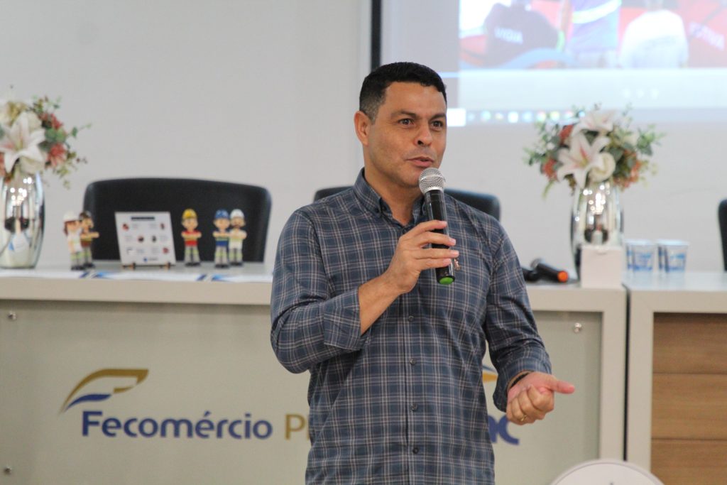 Eliel Teodoro dos Santos, presidente do Sindicato dos Arrumadores e Trabalhadores Portuários Avulsos, nos Serviços de Capatazia nos Portos de Paranaguá e Pontal do Paraná 