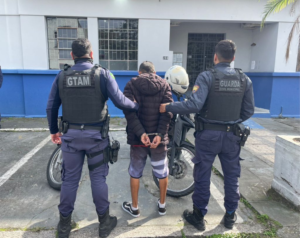 GCM captura homem procurado pela Justiça em Paranaguá