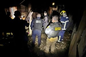 Tragédia em Matinhos: Mãe e filho morrem em incêndio suspeito
