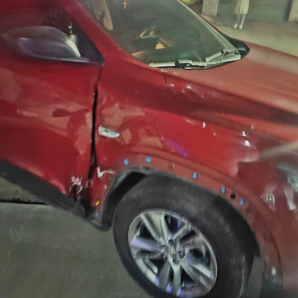 Motociclista fica ferido em colisão no Jardim Guaraituba 12