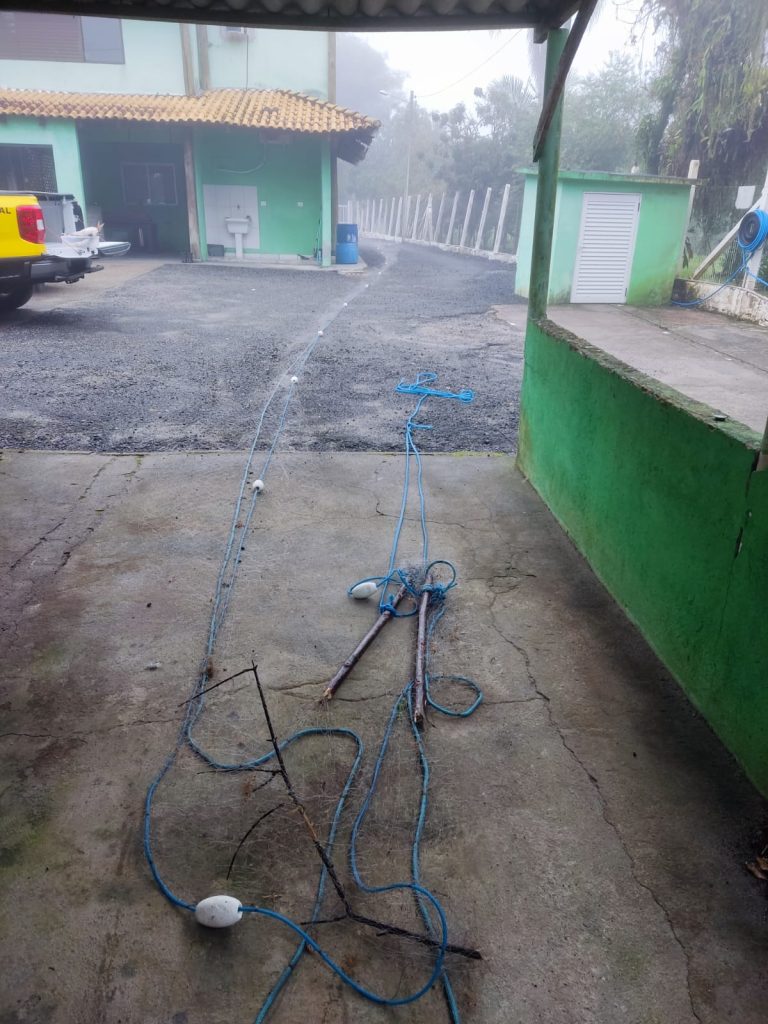 Polícia Ambiental Ação em Guaratubas 2