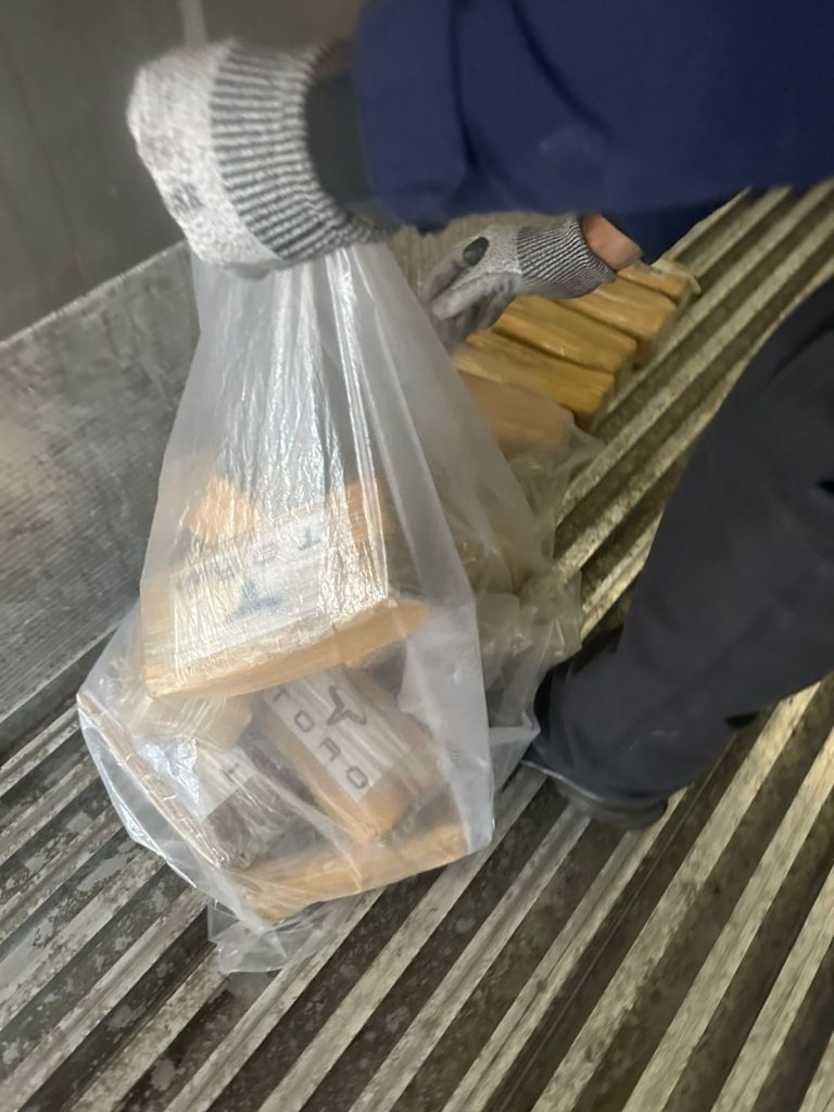 Receita Federal tráfico de drogas Itapoá 5