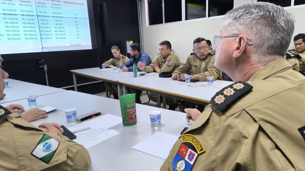 6º CRPM inspeciona estrutura do 9º BPM em Paranaguá