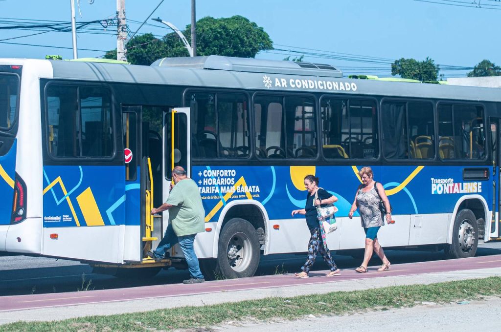 onibus pontal do parana – foto prefeitura (1)