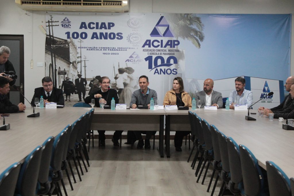 Movimento de empresários junto a Aciap busca recursos de 21 empresas para projeto da Estrada do Ribeirão. Foto: Diogo Monteiro/JB Litoral