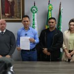 Foto 3.MPPR CONVENIO PREFEITURA DE PARANAGUA FOYO DIOGO MONTEIRO (13)