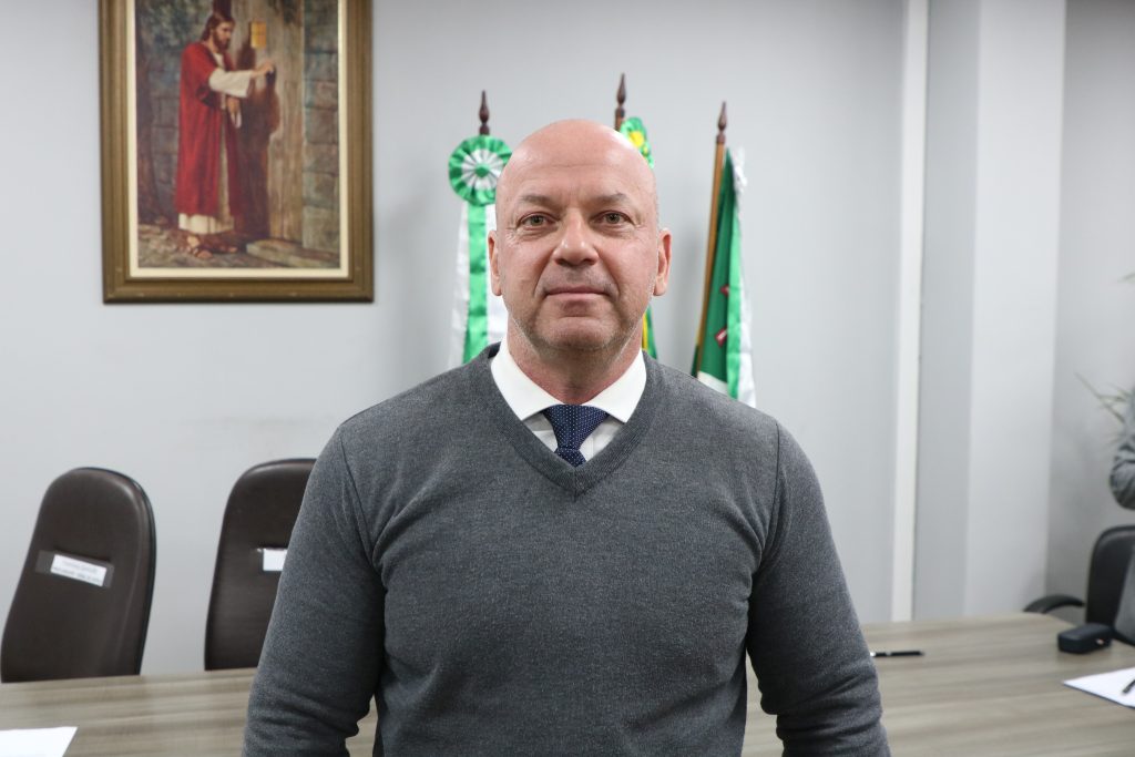 Foto 4. MPPR CONVENIO PREFEITURA DE PARANAGUA FOYO DIOGO MONTEIRO (18)