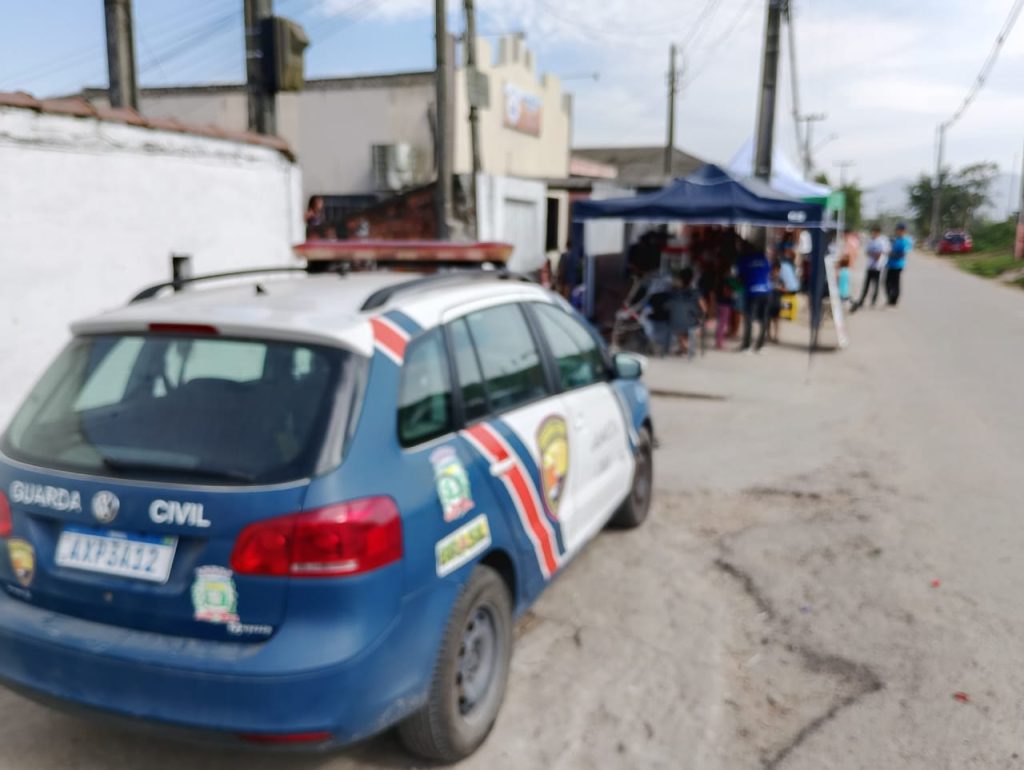 GCM participa de ação social na Vila São Jorge