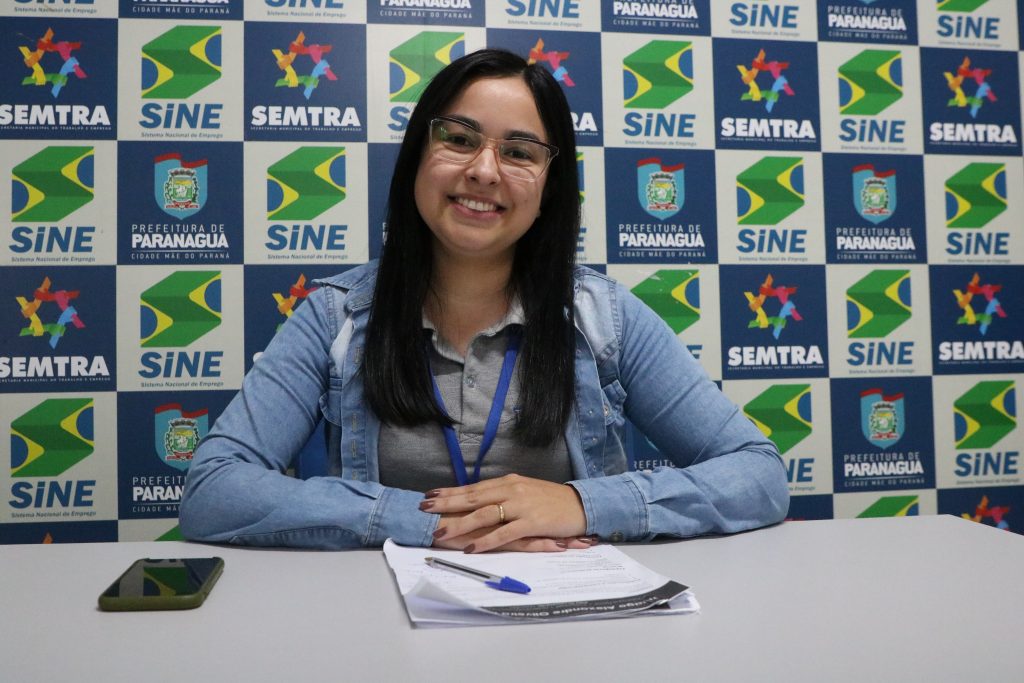 Mutirão de Emprego Paranaguá Foto Diogo Monteiro JB Litoral (1)