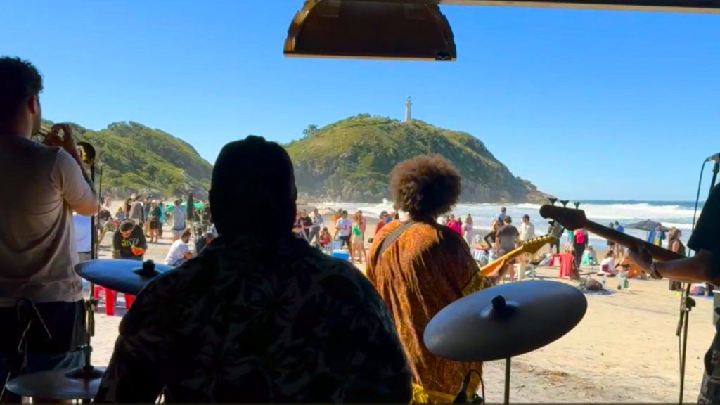 Nova edição do Ilha do Mel Jazz Festival reúne mais de 90 atraões musicais durante todo o mês de agosto – Cred Durigan Agência