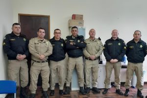 Policiais militares do 9º Batalhão no Guaratupê 3