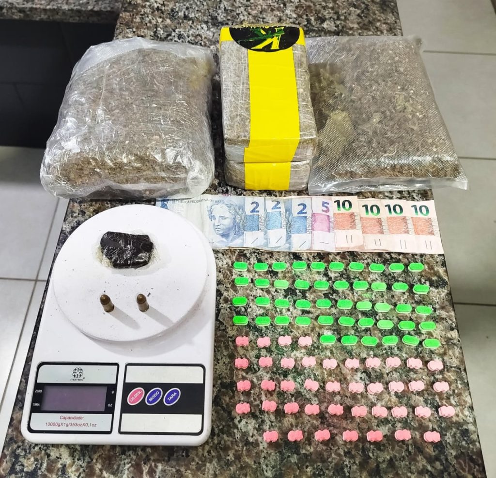 Rotam prende jovem e apreende mais de um 1 kg de drogas em Morretes