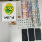 Mulher é flagrada com pedras de crack em abordagem da PM
