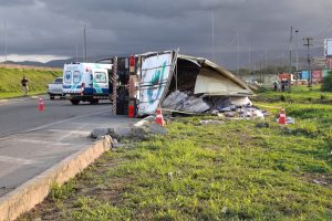 Acidente de trânsito BR-277 Paranaguá