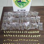 PM prende suspeito de tráfico de drogas em Matinhos após fuga de carro
