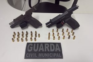 Apreensão de pistolas em Paranaguá